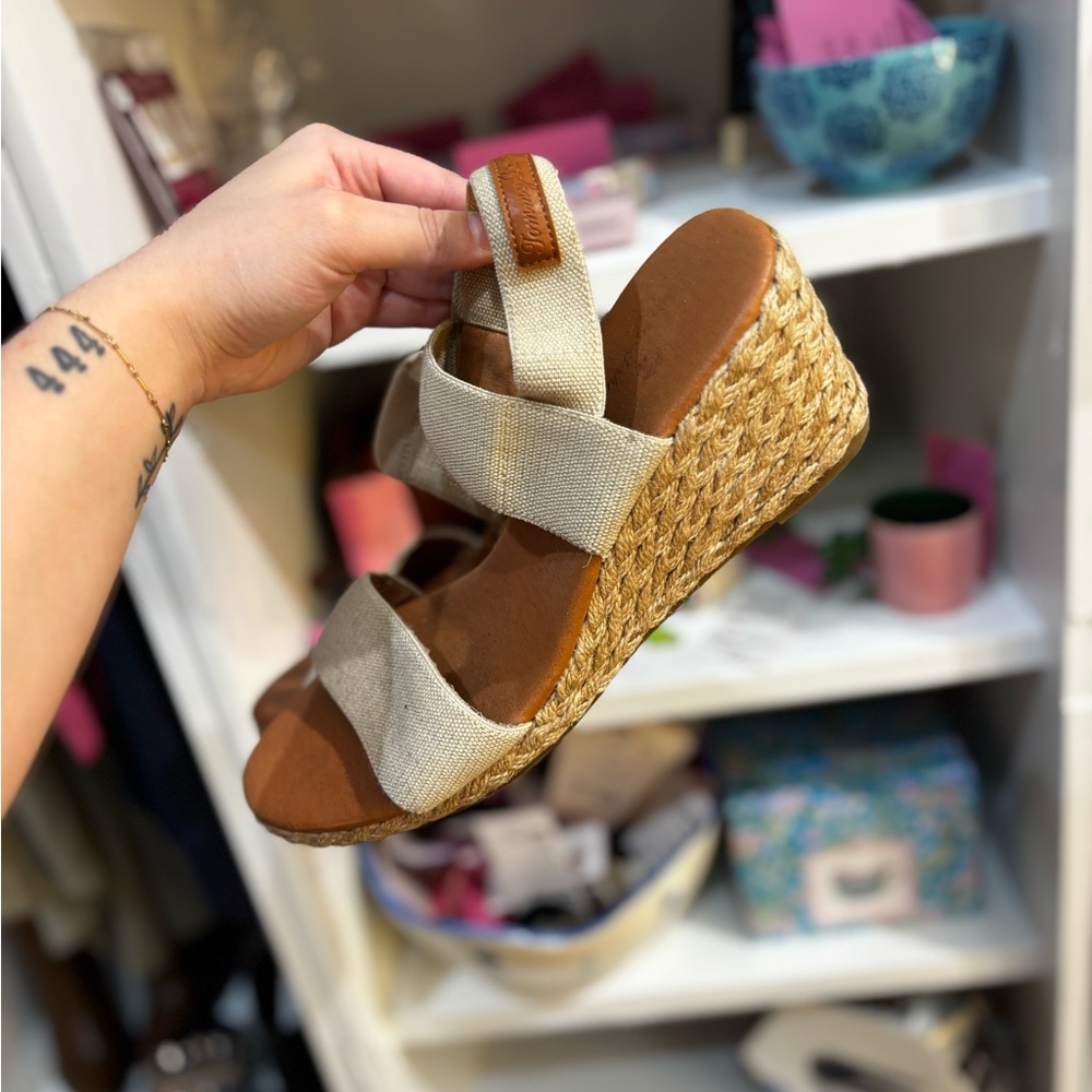 Tommy Bahama Beige Canvas Espadrille Wedge Sandals - Picture 2 of 7